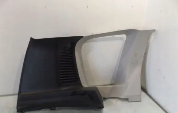 Citroen C3 Picasso (D)pillar trim (top) 