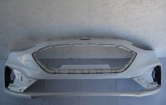 Ford Focus Front bumper 13831106118