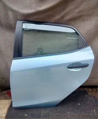 Mazda 2 Rear door 