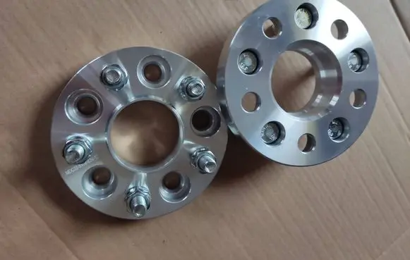 Lexus IS 220D-250-350 Wheel spacers 