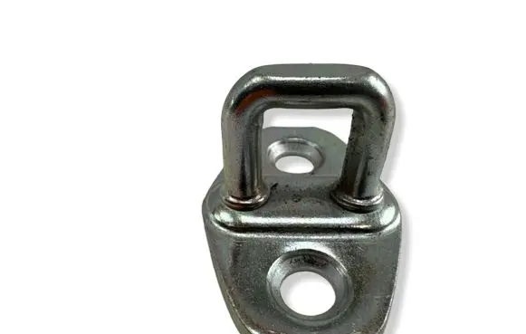 Nissan Juke II F16 Front door lock loop/hook striker 