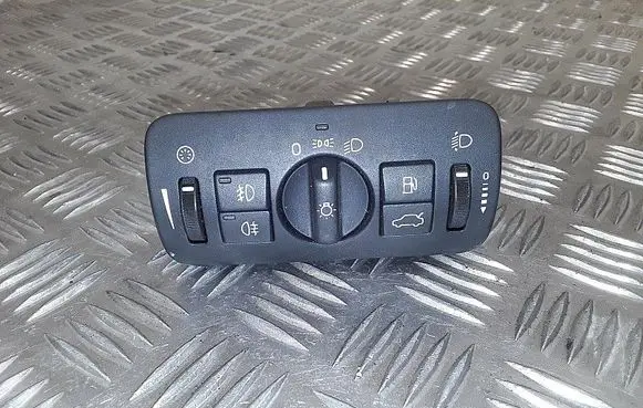 Volvo S80 Light switch 30739415