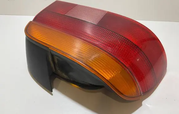 BMW 5 E39 Rear/tail lights 8358031 2VP007240 01