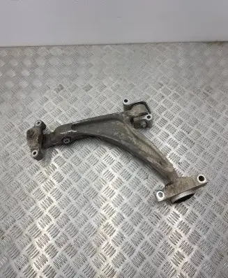 Volvo XC60 Front lower control arm/wishbone 31360700