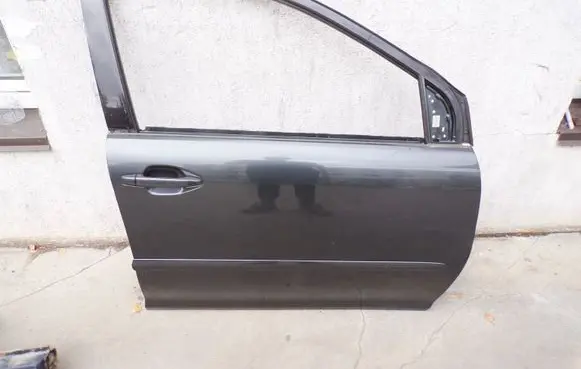 Lexus RX 330 - 350 - 400H Front door