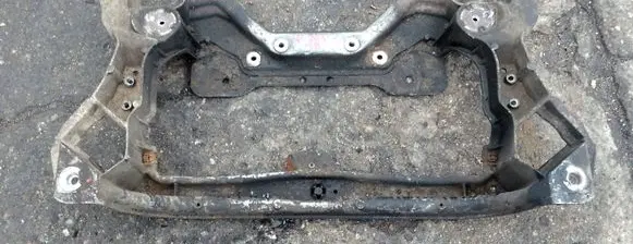 Mercedes-Benz C W203 Front axle beam 