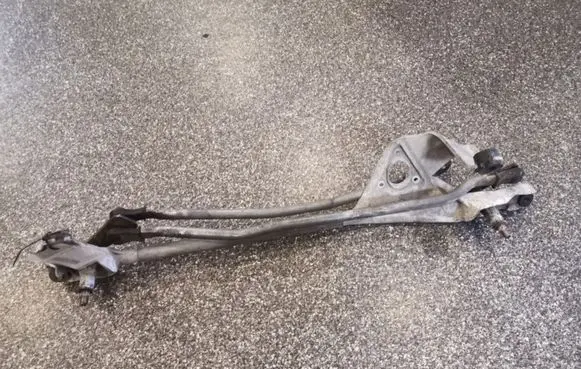 Dodge Intrepid Front wiper linkage 