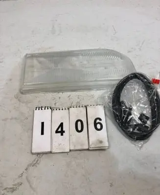 Volvo 850 Headlight lense 6817063