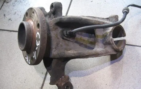 Citroen C3 Front wheel hub spindle knuckle