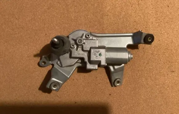 Subaru XV Rear window wiper motor SJ049
