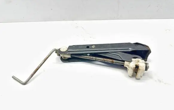 Audi A5 8T 8F Lift Jack 90473038 2102549
