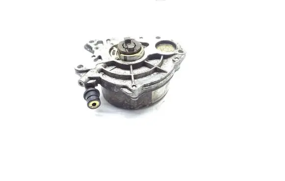 Volkswagen Amarok Vacuum pump 