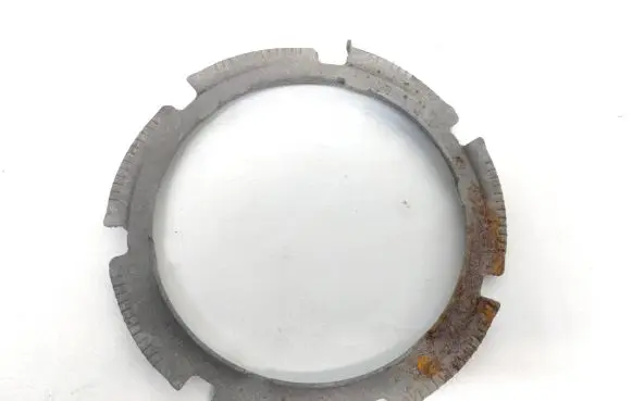 Volkswagen PASSAT B7 In tank fuel pump screw locking ring/nut 3711E