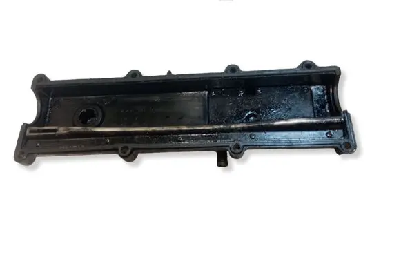 Mazda 626 Rocker cam cover R22690001