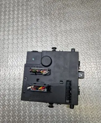 Renault Twingo II Comfort/convenience module 8200874481A 0113576 00401560
