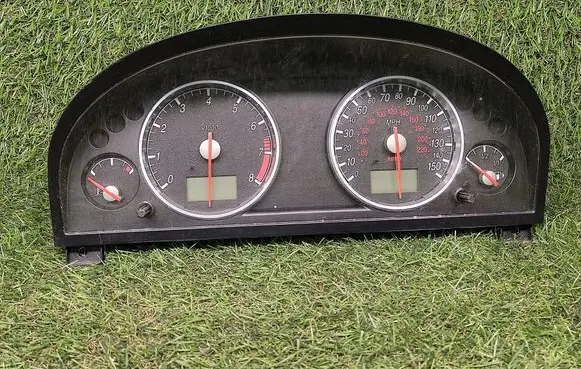 Ford Mondeo Mk III Speedometer (instrument cluster) 1S7F10841