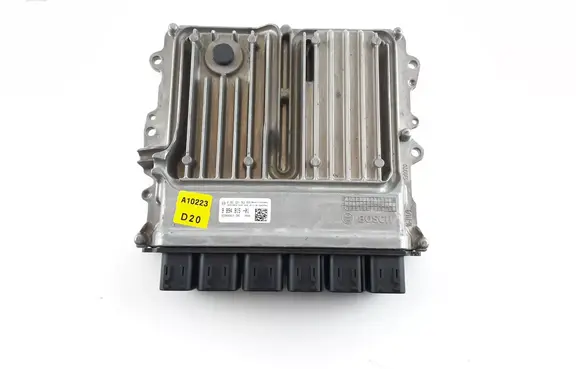 BMW 5 G30 G31 Engine control unit/module 9894915 0261S21763 032006019