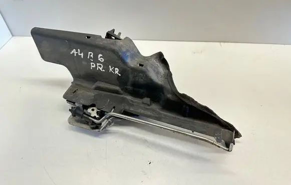Audi A4 S4 B6 8E 8H Front door lock