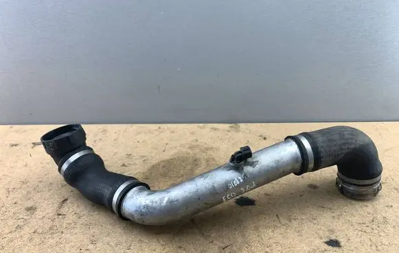 Intercooler hose/pipe