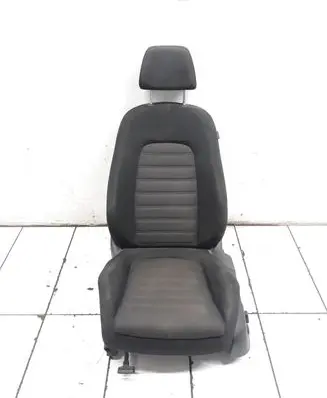 Volkswagen PASSAT B6 Front driver seat 3C0365FC