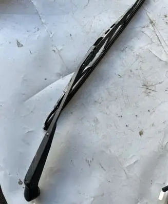Toyota Prius (NHW20) Rear wiper blade arm 