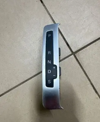 Audi Q7 4L Gear shifter surround trim plastic 4L1713463A 9414070110
