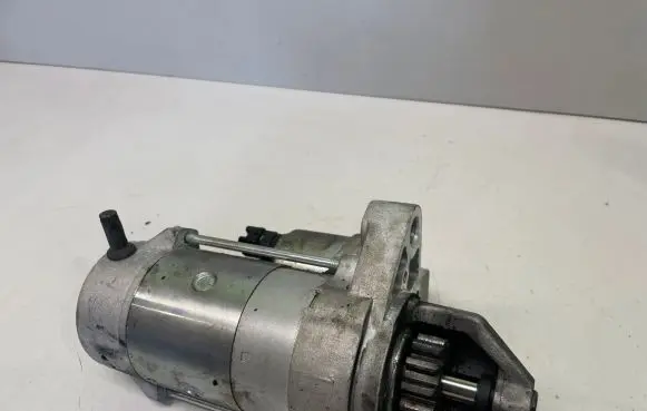 Toyota RAV 4 (XA30) Starter motor