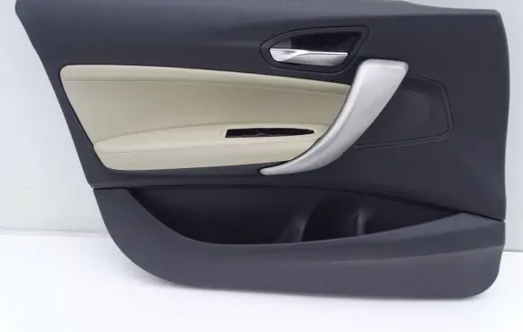 BMW 1 F20 F21 Front door card panel trim 7240403