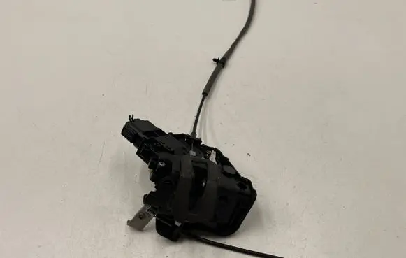 Ford S-MAX Front door lock 8M2AR21812AA A048317 915733