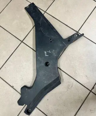BMW 6 F06 Gran coupe Fuel tank bottom protection 7312831 74850610