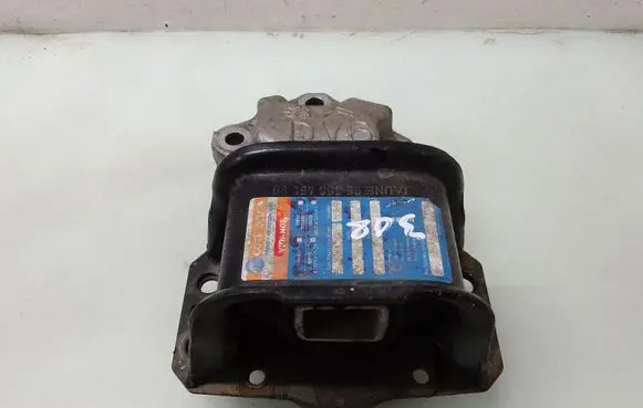 Peugeot 308 Engine mount bracket 9636845880