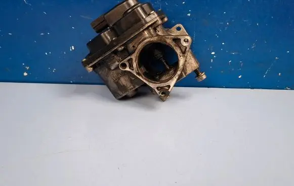 Audi Q5 SQ5 EGR valve 03L131501E