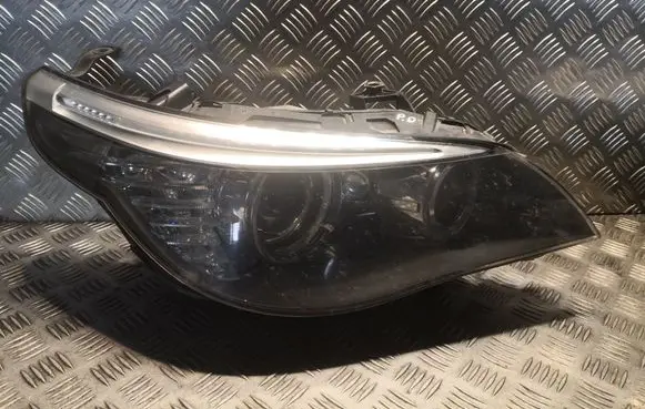 BMW 5 E60 E61 Headlight/headlamp 7177752