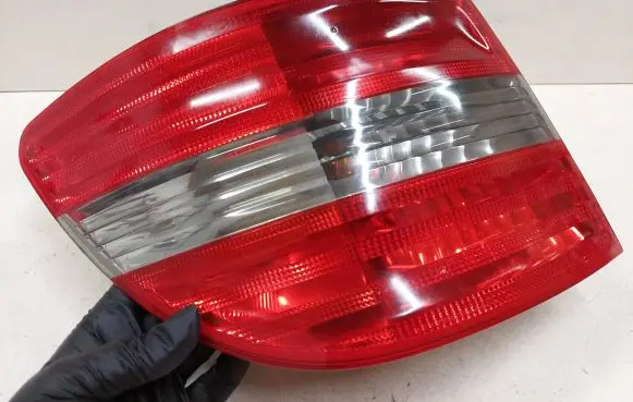 Mercedes-Benz B W245 Rear/tail lights A1698202364 27520114