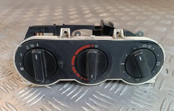 Mercedes-Benz Vito Viano W638 Climate control unit 133525D 8405V9
