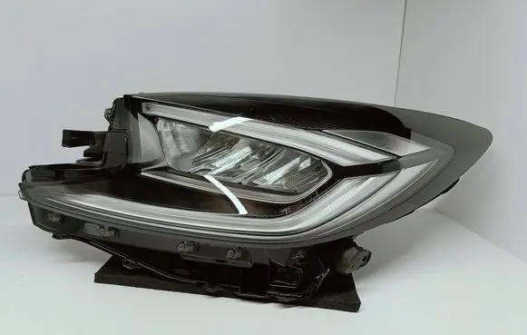 Toyota Aygo X Headlight/headlamp 0H33 L1984