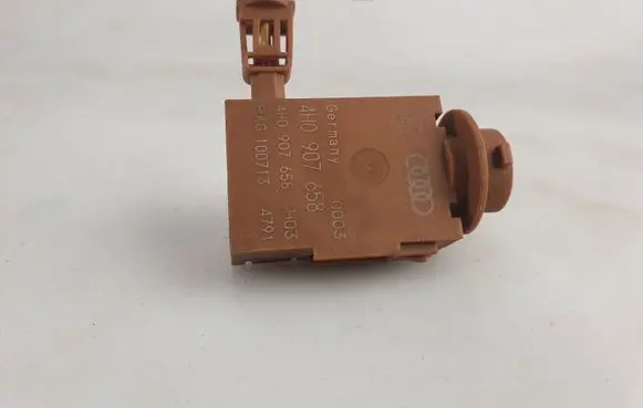 Audi A3 S3 8V Air quality sensor 4H0907658