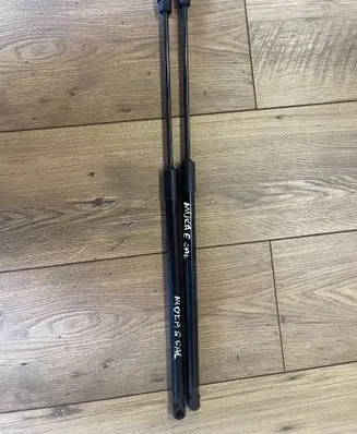 Opel Mokka B Tailgate/trunk strut/damper 9834877880