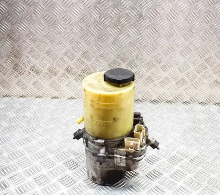 Opel Signum Power steering pump 93183550