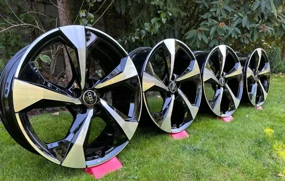 Audi Q5 SQ5 R20 alloy rim 