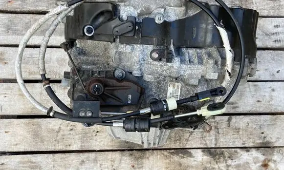 Land Rover Evoque I Manual 6 speed gearbox GJ3R7002BB GJ3R7002