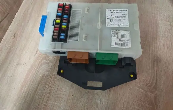 Ford S-MAX Fuse module 7G9T14A073DD