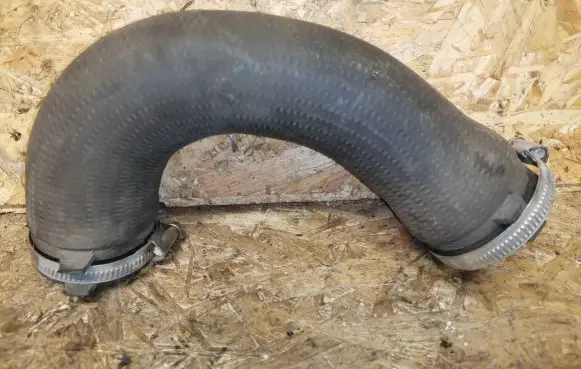 Audi A4 S4 B8 8K Intercooler hose/pipe 8K0145709H