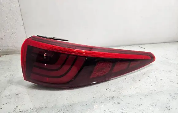 KIA Sportage Rear/tail lights 92402F11