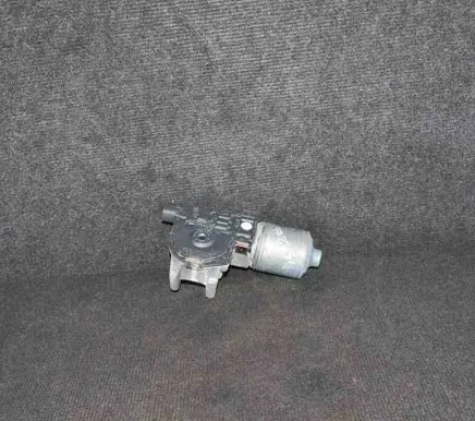 Opel Meriva B Wiper motor 0390243009