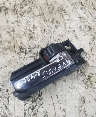 Toyota Avensis T250 Front door interior handle