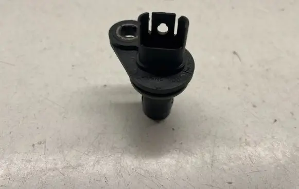 BMW 2 F22 F23 Camshaft speed sensor 7525014