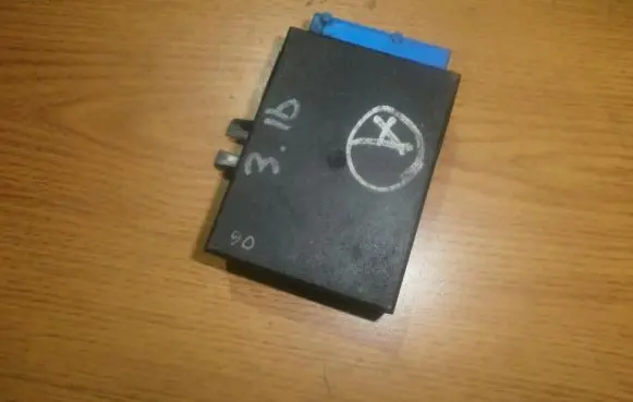 BMW 3 E36 Window wiper relay 61358357068 0512100