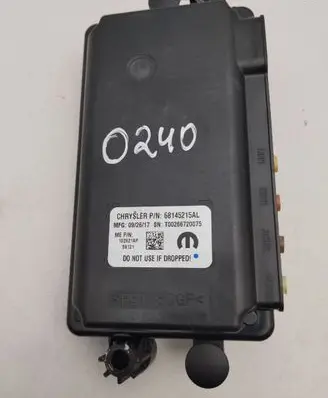 Chrysler Pacifica Camera control unit module 68145215AL