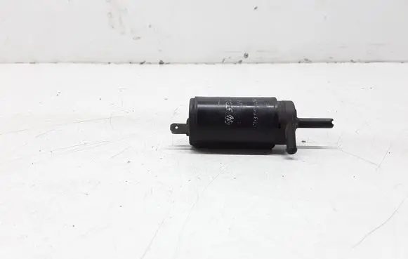 Volkswagen Transporter - Caravelle T4 Windscreen/windshield washer pump
